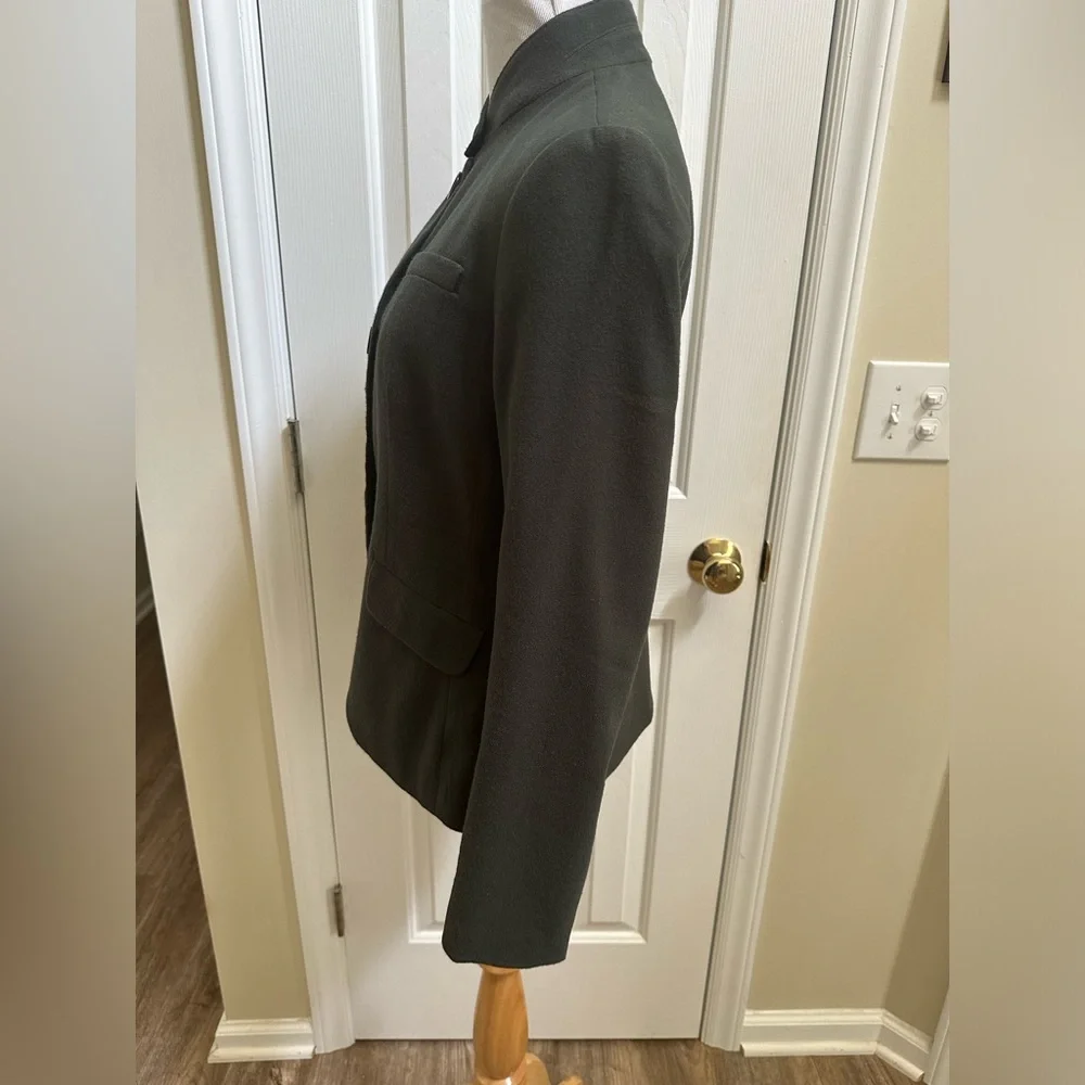 Banana Republic military blazer women’s size 2 - Picture 2 of 5